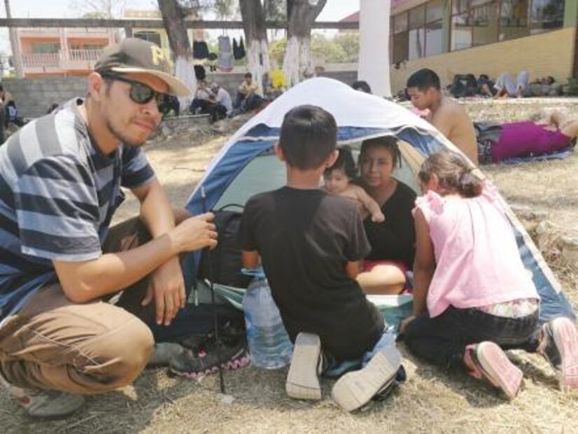 "Aquí esperamos la solidaridad": migrantes varados en Oaxaca