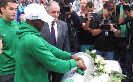 Rinden homenaje a un año de la tragedia del Chapecoense