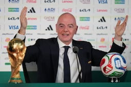 Infantino se rinde ante el Estadio Azteca: “Está bendito por los dioses del futbol”