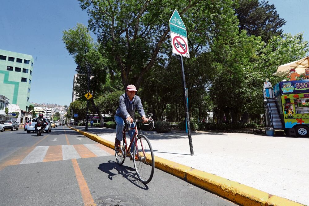 Según activistas, debido a la falta de infraestructura en la Zona Metropolitana del Valle de Toluca, entre 2022 y 2023 se verificaron al menos 8 muertes de ciclistas. Foto: Especial