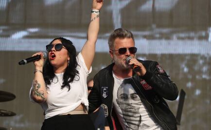 Carla Morrison acompaña a Pericos en el Vive Latino 2018