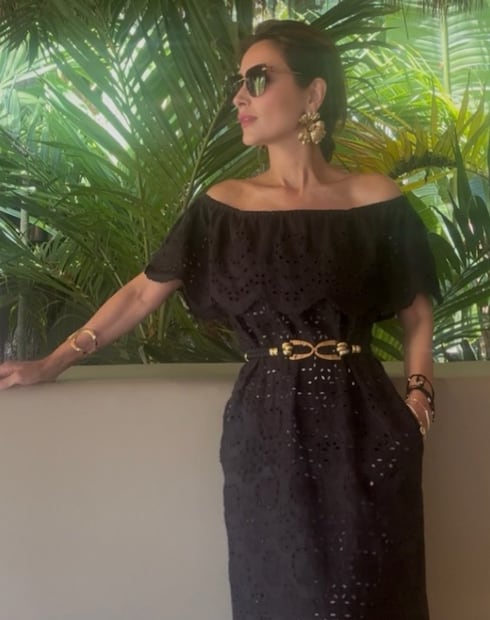 La diseñadora Paloma Cuevas , pareja sentimental de Luis Miguel, luce vestido artesanal mexicano.
Instagram palomacuevasofficial