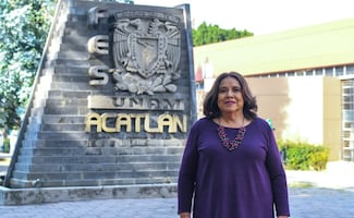 Tras 47 años de trayectoria, se retira la maestra Hermelinda Osorio; fue la primera mujer en dirigir la FES Acatlán