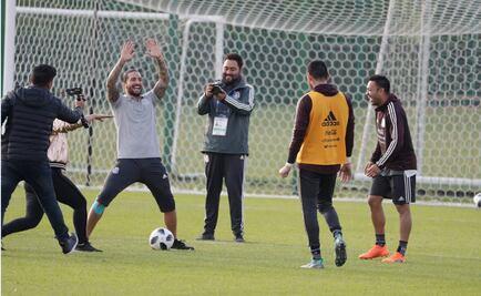 Maluma visita a la Selección mexicana de futbol