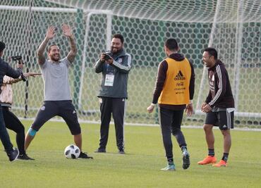 Maluma visita a la Selección mexicana de futbol