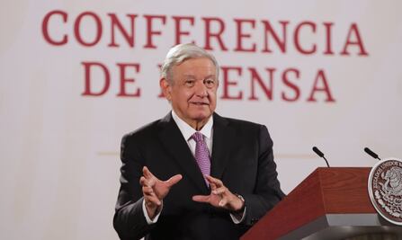 AMLO reta a opositores en contra de su reforma electoral a llenar el Zócalo 