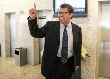 Difícil, luchar contra imposición: Monreal