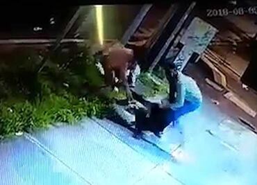 Pareja asalta a transeúnte en Calzada de Tlalpan