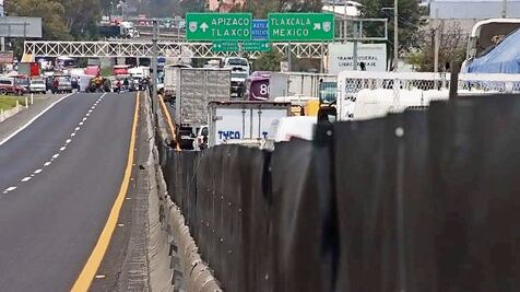 Desfogan tráfico en Puebla, pero sigue bloqueo en Tlaxcala