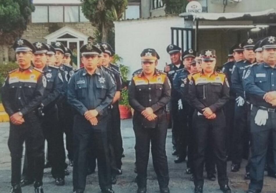 Agentes “piratean” funciones de tránsito en Naucalpan