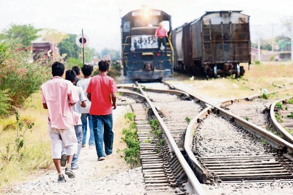 Camino a casa. EU regresó a su país a 72 mil 995 salvadoreños, hondureños y guatemaltecos en 2015 y a 79 mil 396 en 2016 (ARCHIVO. EL UNIVERSAL)