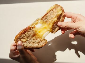 ¡Este queso hecho con avena sí se derrite!