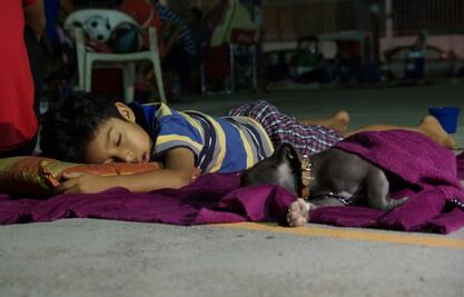 Familias en Juchitán, con miedo y hambre tras sismo