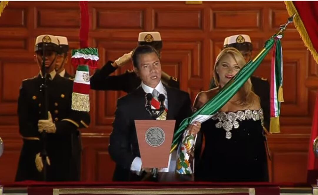 Peña Nieto da "Grito" con vivas a la solidaridad con Chiapas y Oaxaca