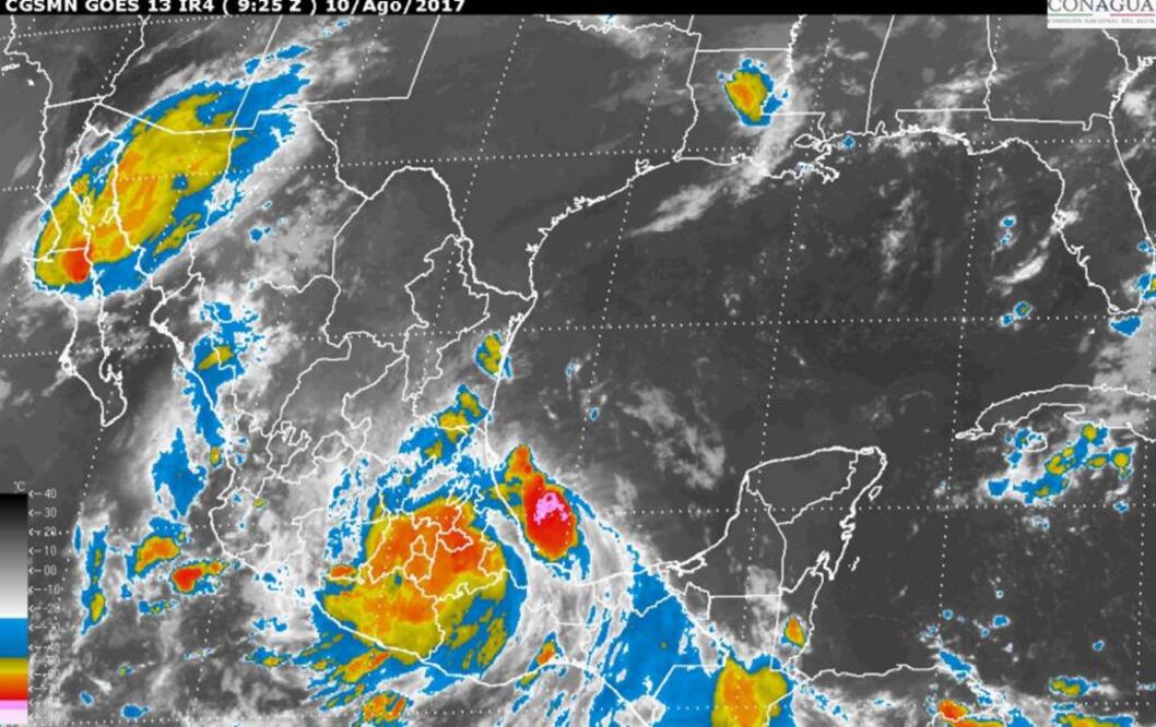 El huracán "Franklin" se debilita a Tormenta Tropical