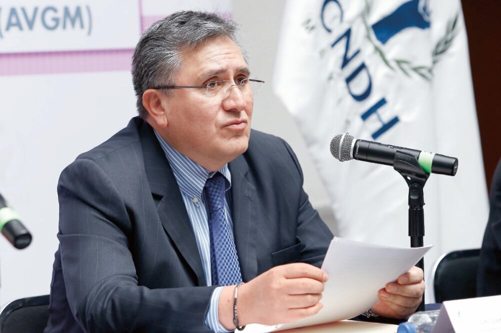 El presidente de la CNDH, Luis Raúl González Pérez, recibirá una “ayuda para el desarrollo personal y cultural” por 99 mil 321 pesos. Foto: ARCHIVO EL UNIVERSAL