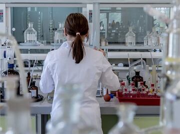 Ómicron tiende a afectar solo la parte superior del cuerpo, no los pulmones: OMS