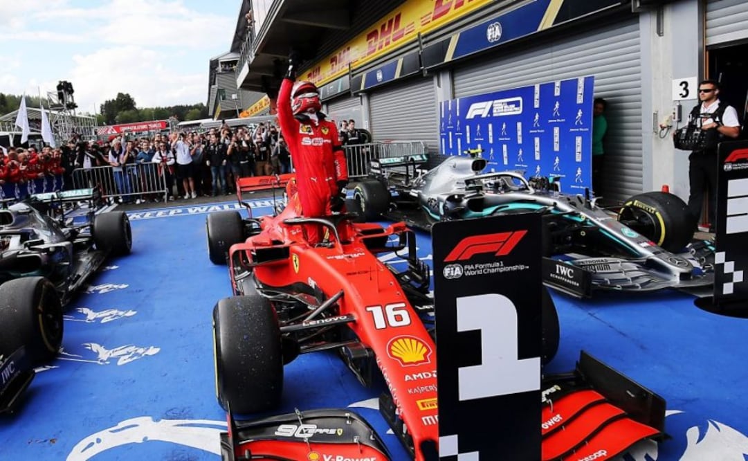 Leclerc dedicó su primera victoria en F1 al fallecido piloto francés Anthoine Hubert. | Fotos: www.formula1.com