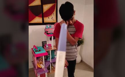 VIDEO. Papá exhibe a su hijo de 15 años en TikTok por embarazar a su novia; tras críticas, se disculpa