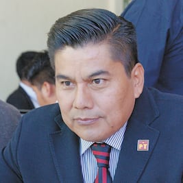 Tras madruguete, Morena busca perdón magisterial