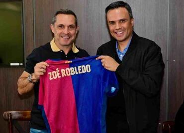 IMSS y Barcelona FC firman convenio; buscan promover el futbol entre niños y jóvenes