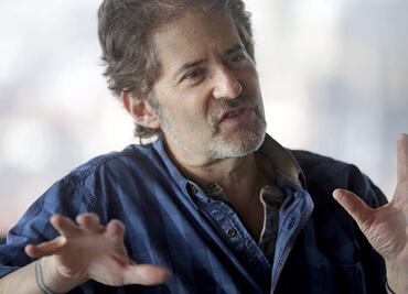 Temen que haya muerto James Horner, compositor de "Titanic"