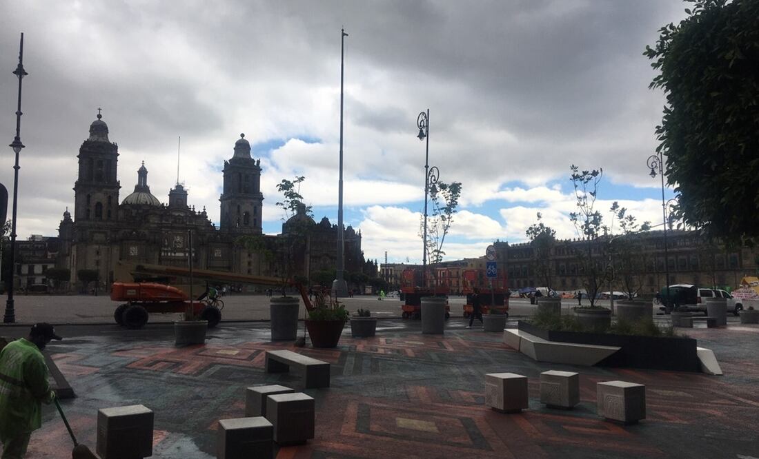 Se utilizó una grúa con iluminación potente para simular luz de luna y se echaron mano de dos pipas, con 10 mil litros de agua cada una. Foto: César Huerta/EL UNIVERSAL