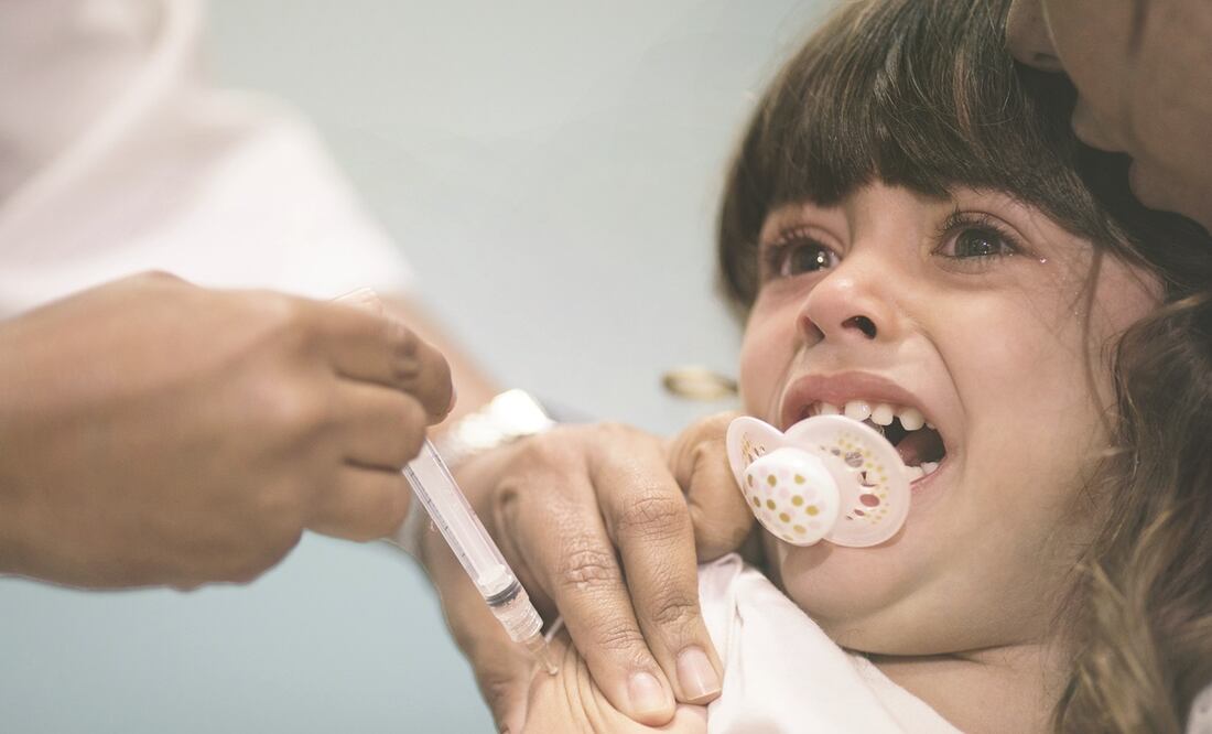 Niño recibe una vacuna contra el sarampión en Río de Janeiro, Brasil Foto: archivo, AP