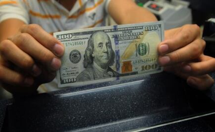 El peso toca su peor nivel en 4 semanas; dólar se vende en 19.15