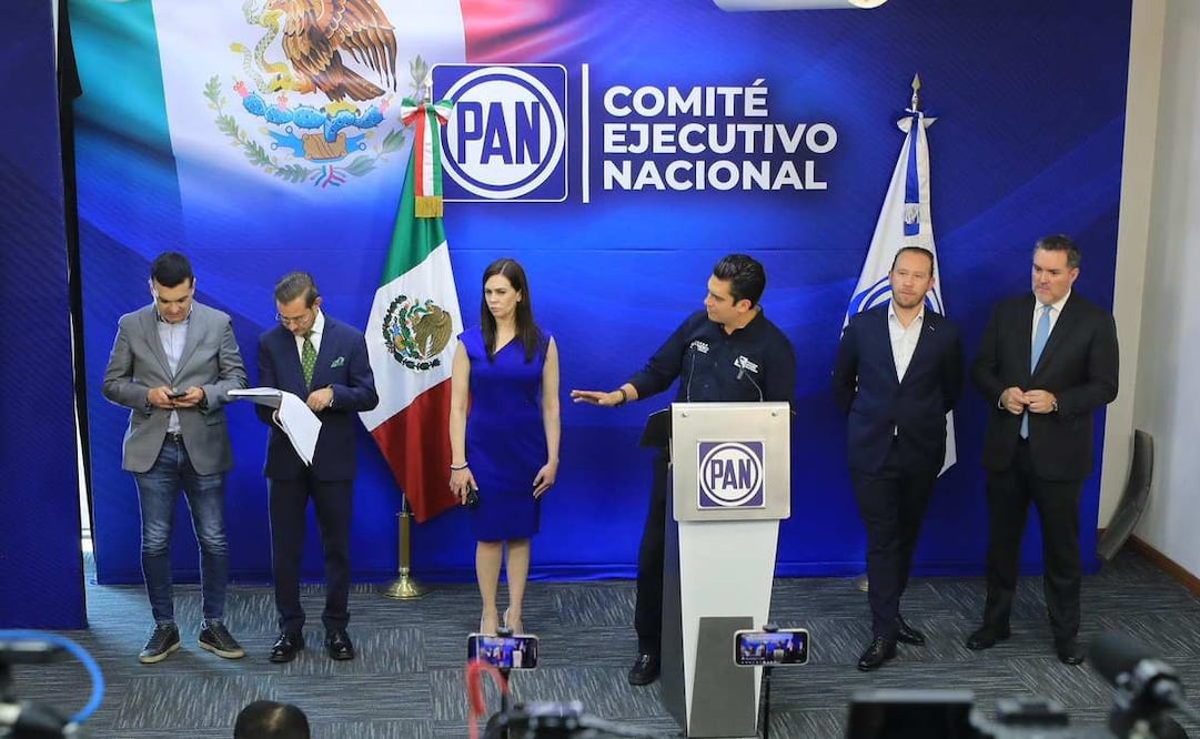 Jorge Romero, líder nacional del PAN, no descartó iniciar denuncias penales contra la hoy consejera Jurídica de la Presidencia. Foto: Especial