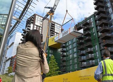 Leasehold, el sistema “feudal” por el que millones de personas en Inglaterra no son propietarias del terreno en el que están sus casas