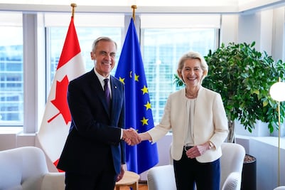 Jefa de la Unión Europea invita a Canadá a ser "miembro asociado" del bloque; busca llevar la relación "al nivel más alto"
