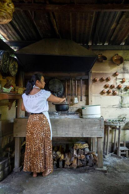 Nidia Hernández, investigadora gastronómica y cocinera tradicional