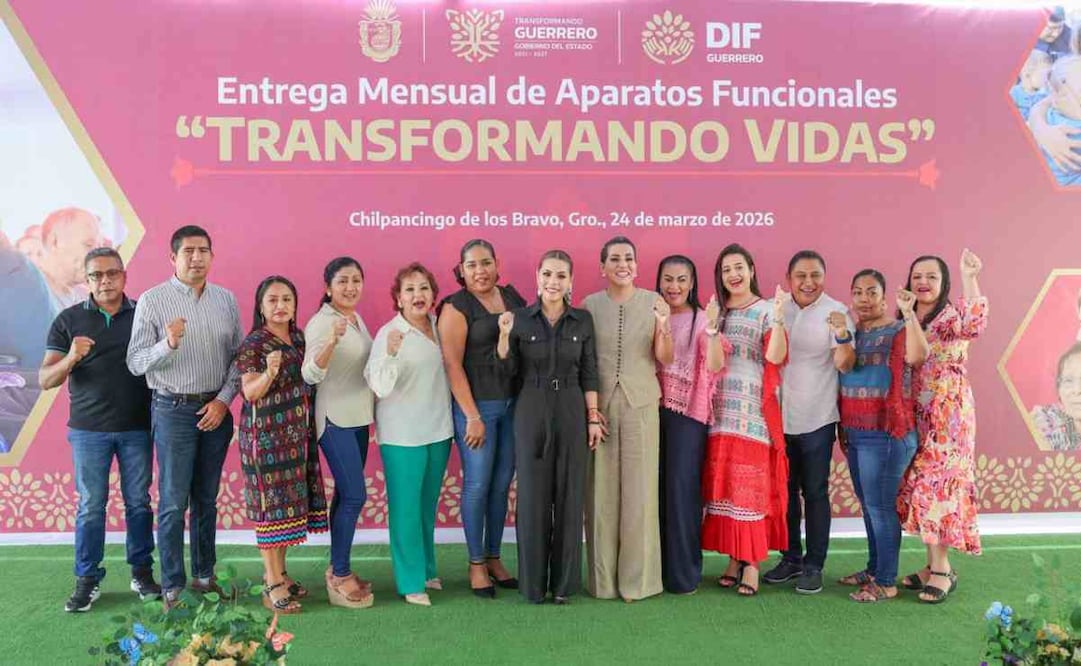 Con el programa "Transformando Vidas", Guerrero entrega aparatos funcionales a personas con discapacidad / Foto: Especial