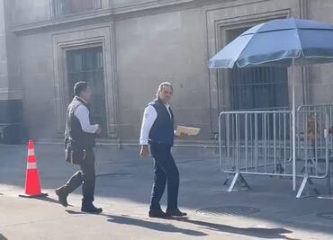 Tras incendio en Refinería de Dos Bocas, titular de Pemex llega a Palacio Nacional