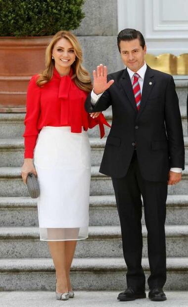 Copia el look de Angélica Rivera en España por menos de dos mil pesos