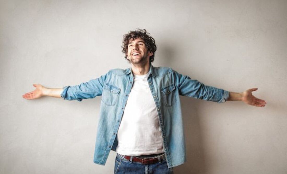 7 cosas que se pueden hacer a cualquier edad para invertir en felicidad Fuente: Freepik.