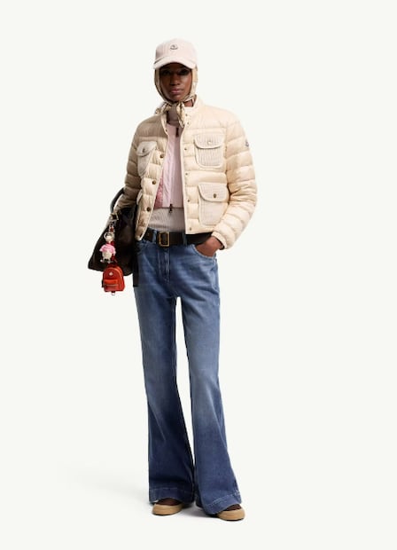 El total denim se adapta a distintas estéticas sin perder presencia. Foto: Moncler
