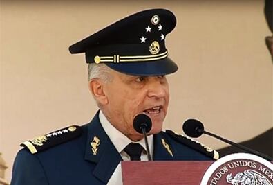 Cienfuegos expresa condolencias por militares fallecidos en Guerrero