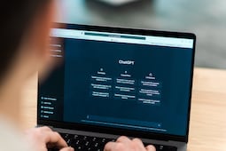 Prompts de IA que te ahorran horas de trabajo al resumir correos y tareas