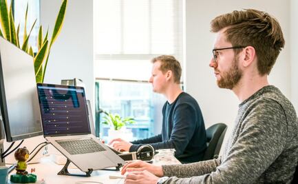 Cómo empezar una carrera en ciberseguridad, según ESET