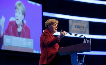 Merkel se reunirá con Hollande en París