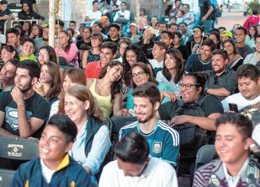 Millennials aportan más al Estado y reciben menos