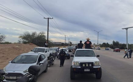 Con caravanas vehiculares, docentes protestan en BCS contra reforma a Ley del ISSSTE; acusan que afecta sus derechos