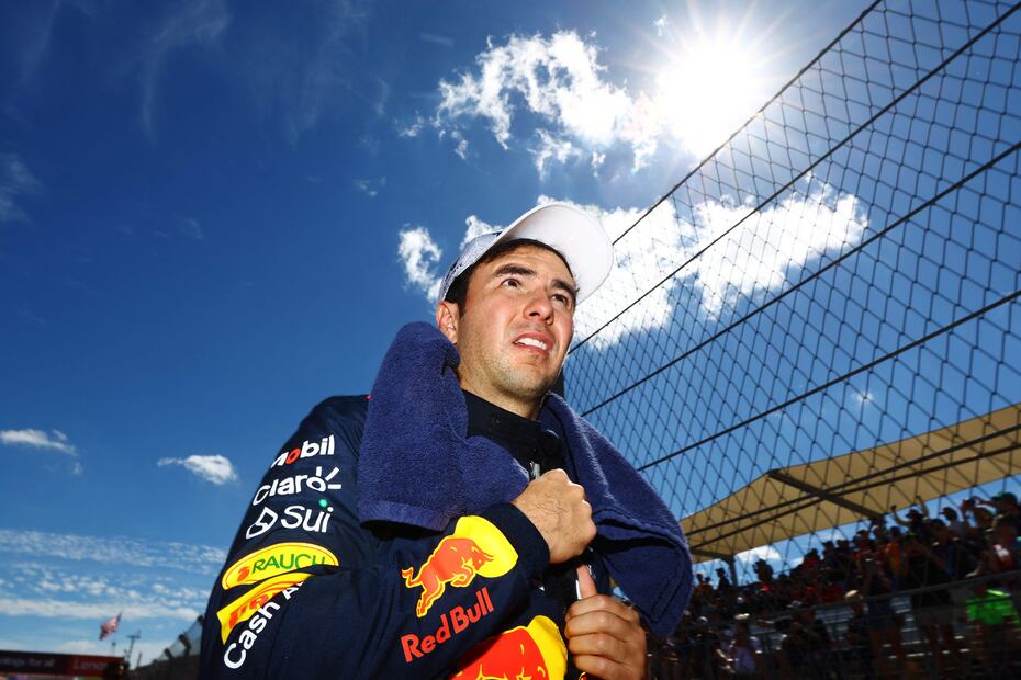 Checo Pérez, previo a la carrera del Gran Premio de Estados Unidos - Foto: AFP
