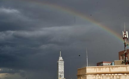 Arcoíris sorprende a capitalinos durante fuertes lluvias