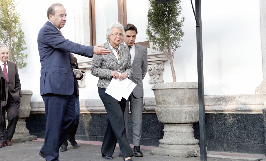 Revisaron temas de migración, identidad y, en especial, la preparación para el envío de iniciativas al Congreso de la Unión. (IVÁN STEPHENS. EL UNIVERSAL)