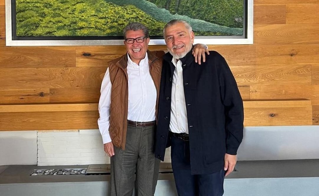 Monreal Ávila posteó una fotografía abrazando a López Hernández. Foto: Especial