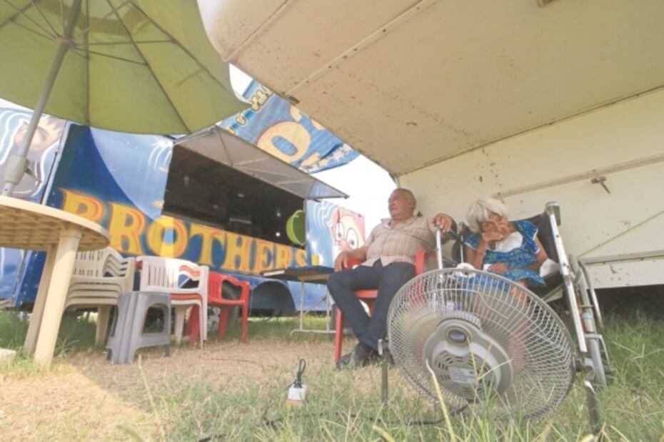 Virus deja en la cuerda floja a familia circense