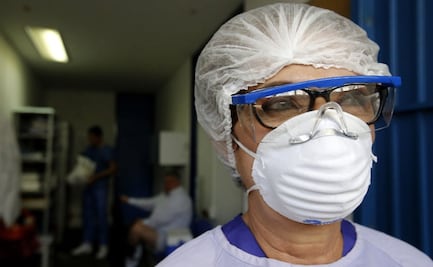 Por miedo a coronavirus, bañan con cloro y bajan de camiones a enfermeras en Jalisco